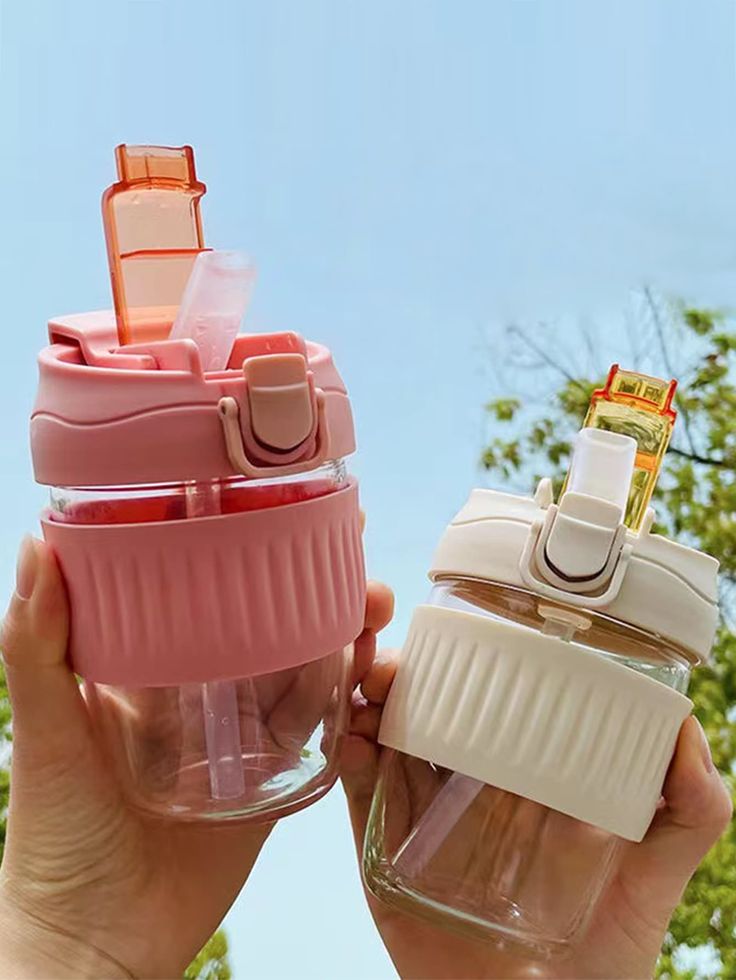 Glass Tumbler with Airtight Lid and Straw