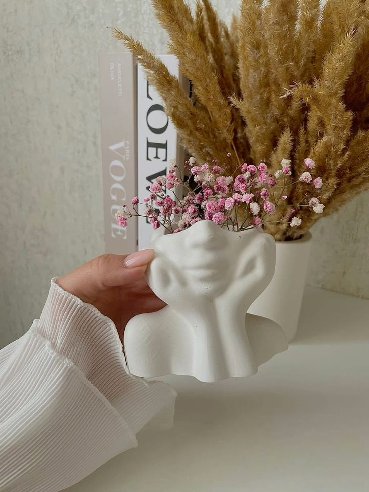 Aesthetic Face Vase