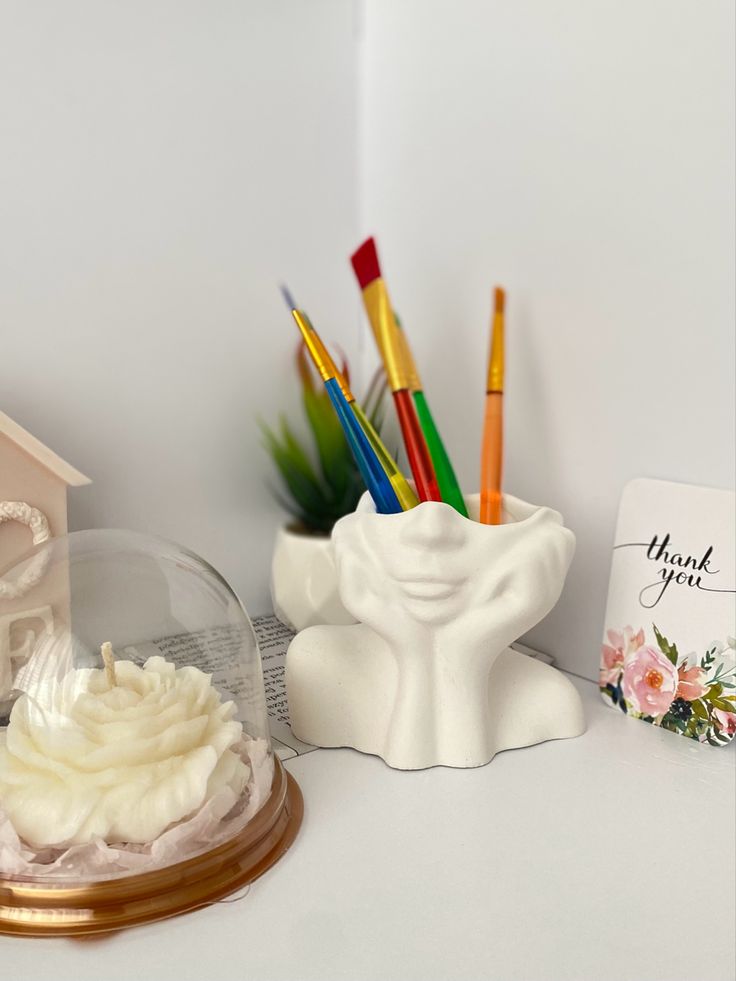 Aesthetic Face Vase